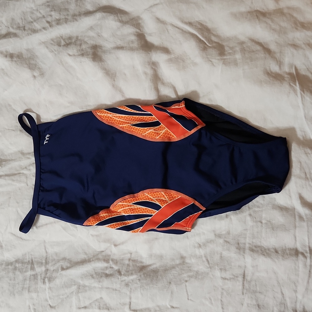 TYR DiamondFit One-piece Phoenix Splice EUC